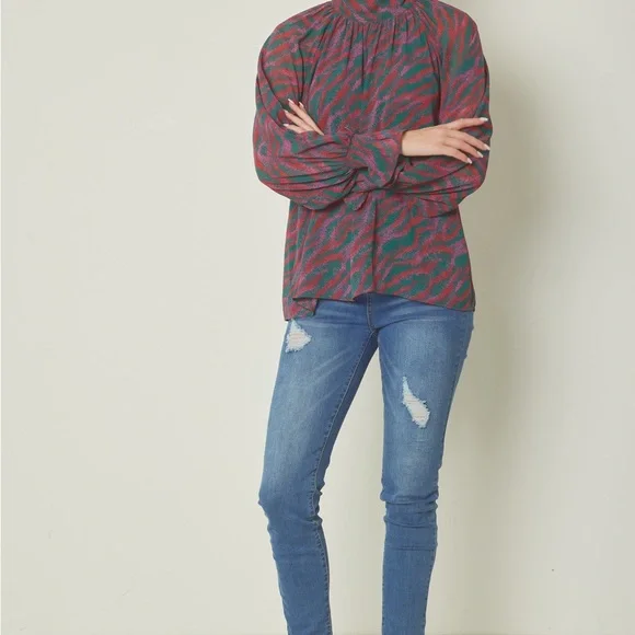 🌹🌹🌹ENTRO Tie in the back blouse🌹🌹🌹 - Picture 7 of 10